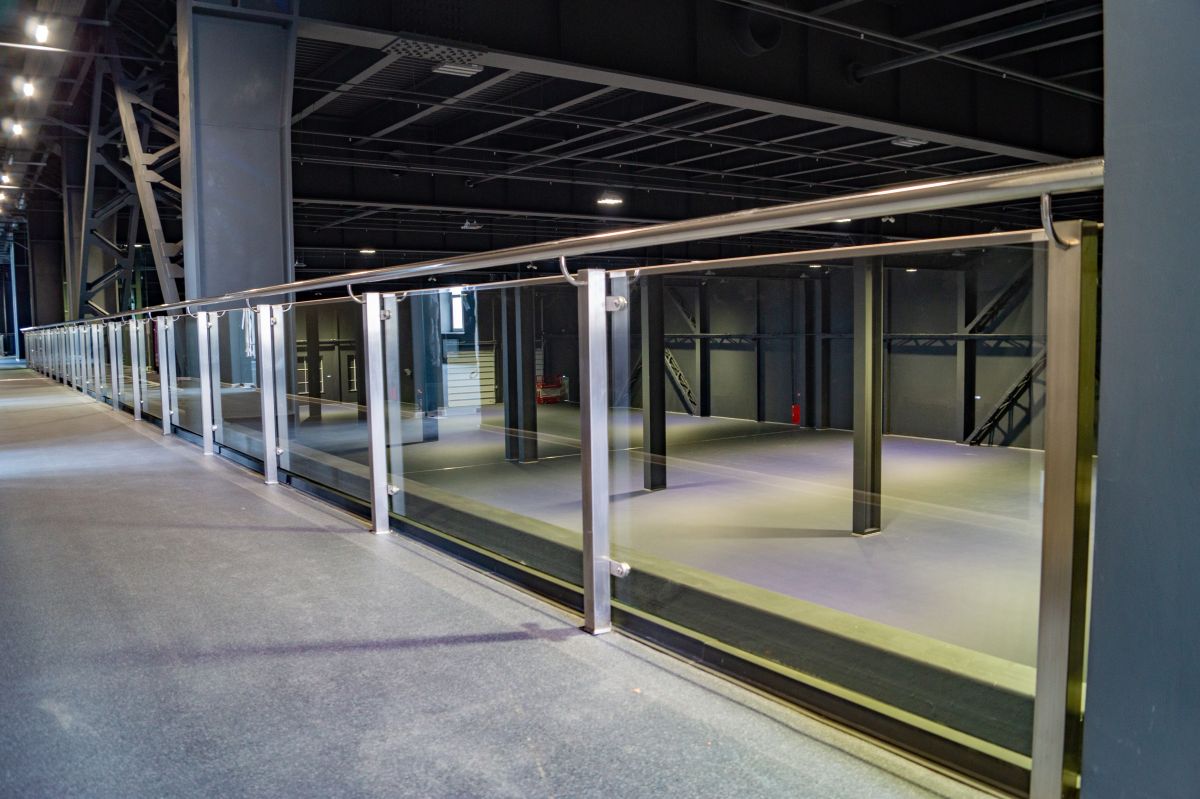 Ограждения и перегородки 1.1